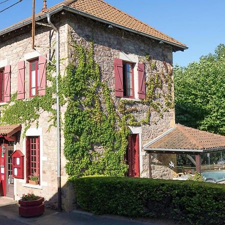 Hotel Restaurant Le Moulin De Saint Verand Bagian luar foto