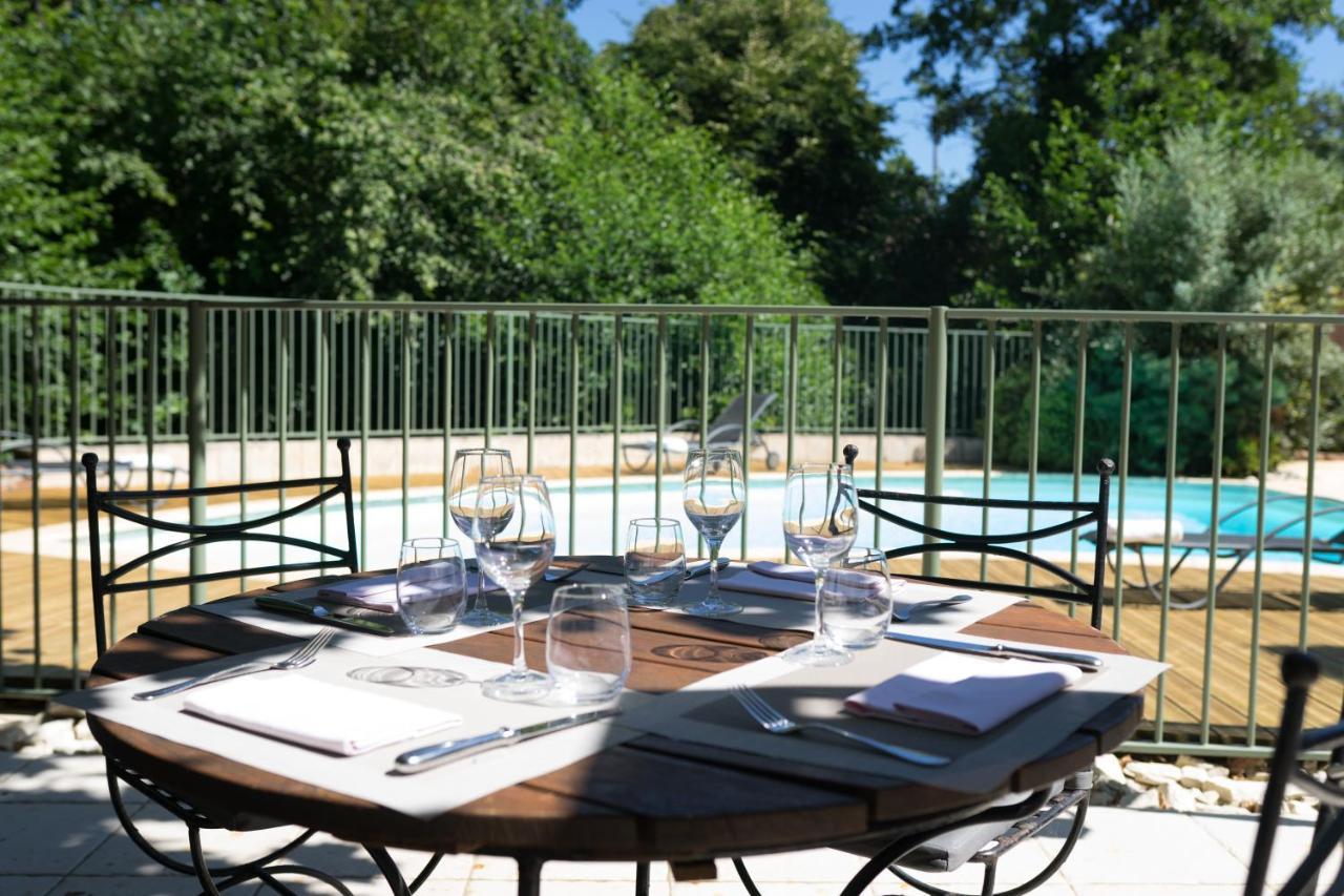 Hotel Restaurant Le Moulin De Saint Verand Bagian luar foto
