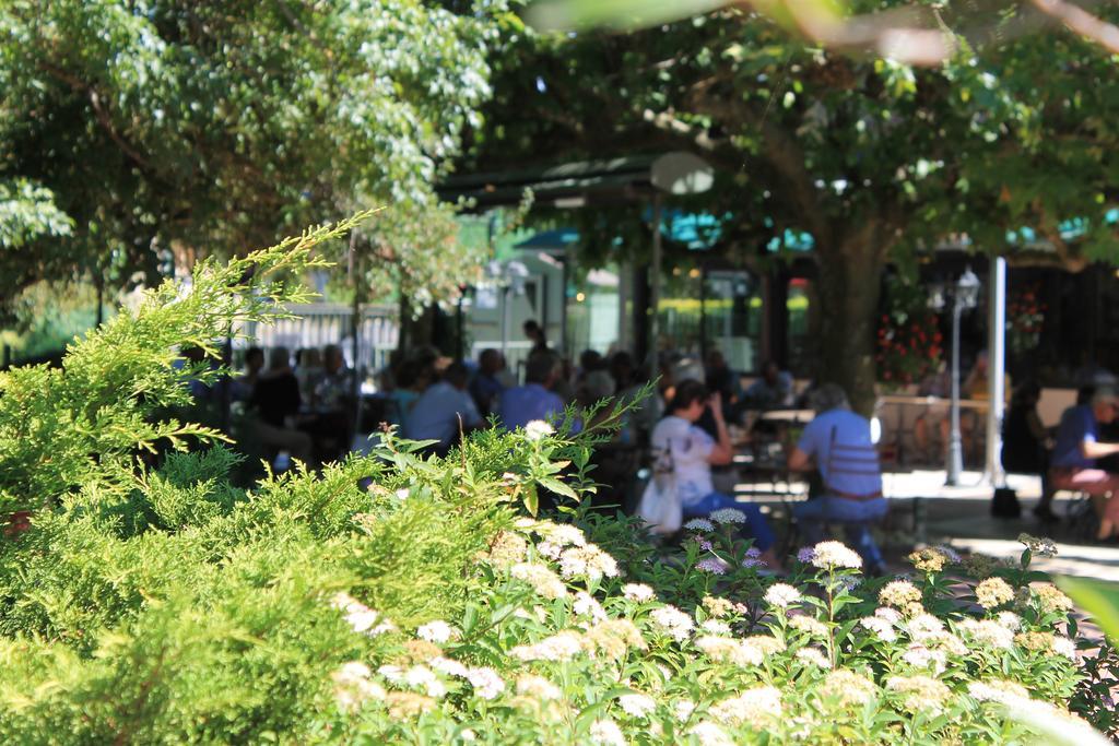 Hotel Restaurant Le Moulin De Saint Verand Bagian luar foto